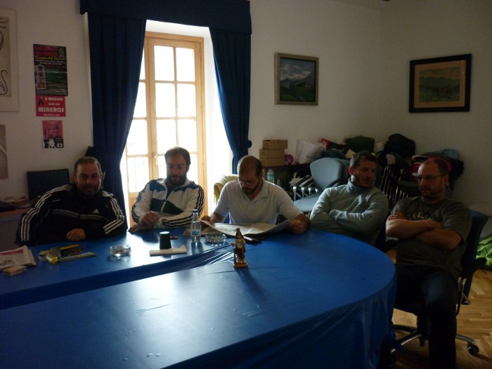 Mineros encerrados en el Salón de Plenos